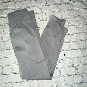 Bottom Enhancing Athletic Leggings